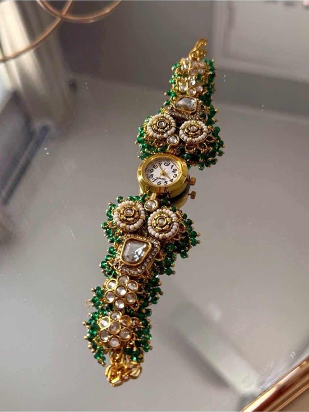 Elegant Green Indian Watch ๐โจ